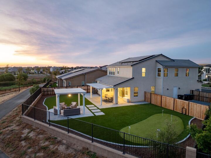 988 Horizon Drive  Madera CA 93636 photo