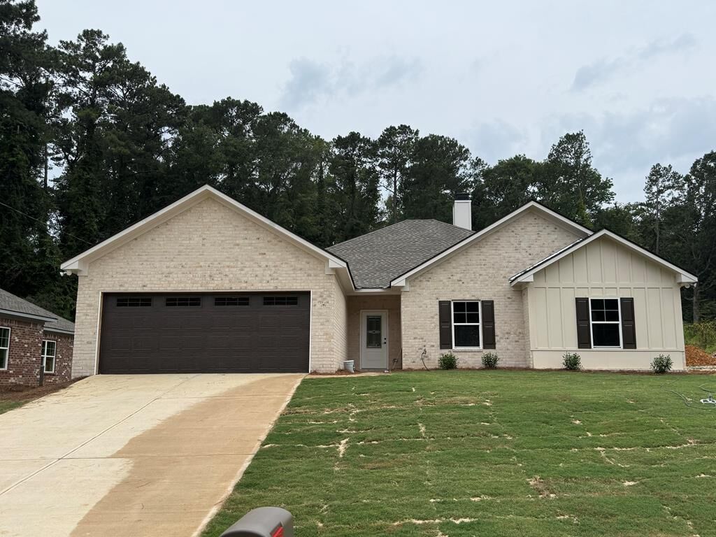 Property Photo:  5328 Gettysburg Way  GA 31907