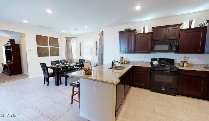 Property Photo: 5845 Dalhart Drive TX 79924