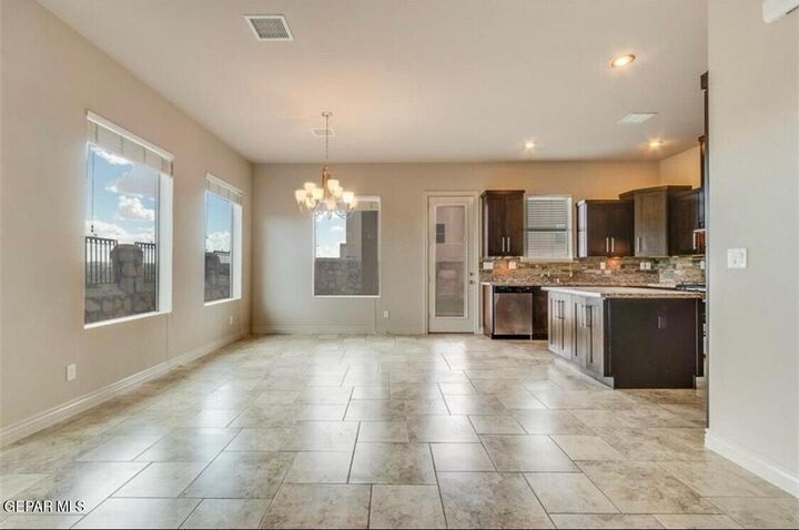 Property Photo:  401 Ana Way B  TX 79912 