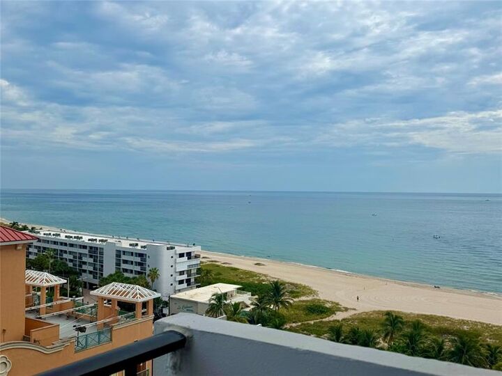 Property Photo: 405 N Ocean Blvd 1405 FL 33062