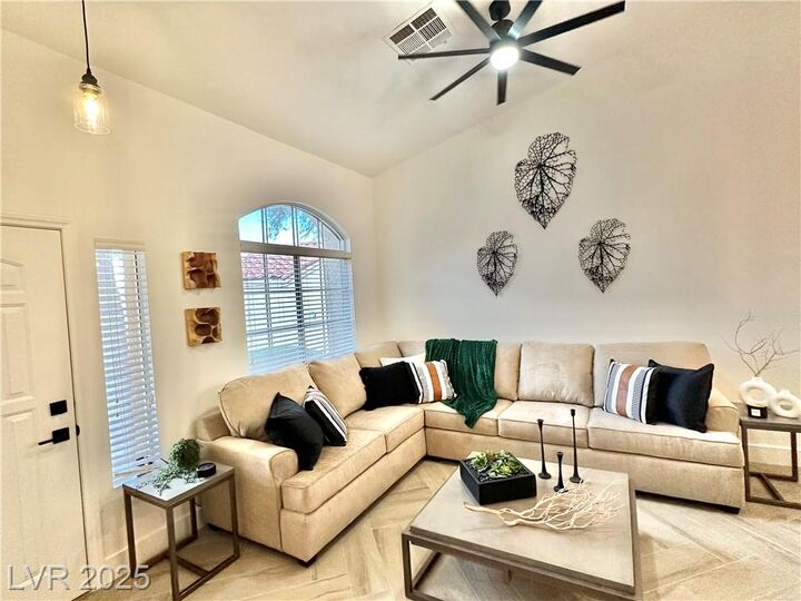 Property Photo: 1724 Pinion Mesa Court NV 89128