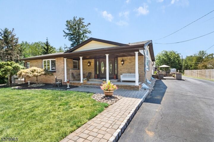 261 Old York Rd  Bridgewater Twp. NJ 08807 photo