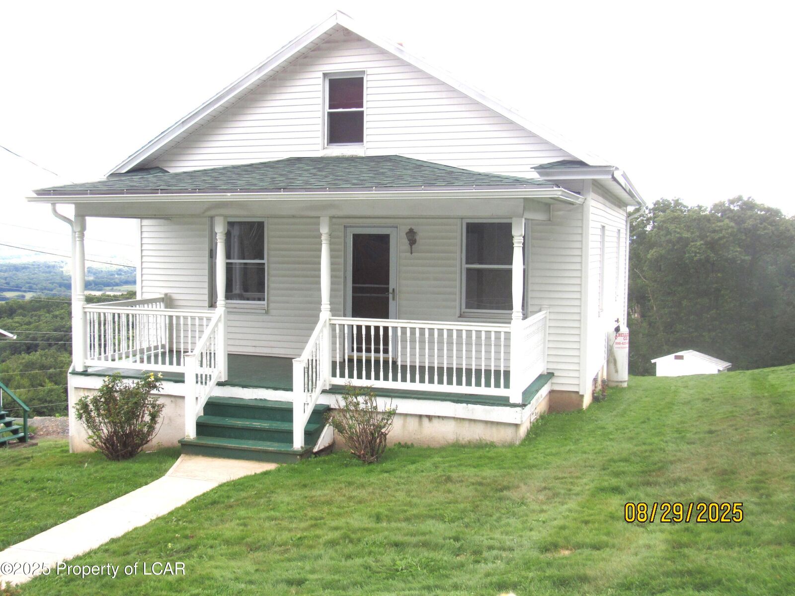 Property Photo: 343 Mountain Road PA 18651