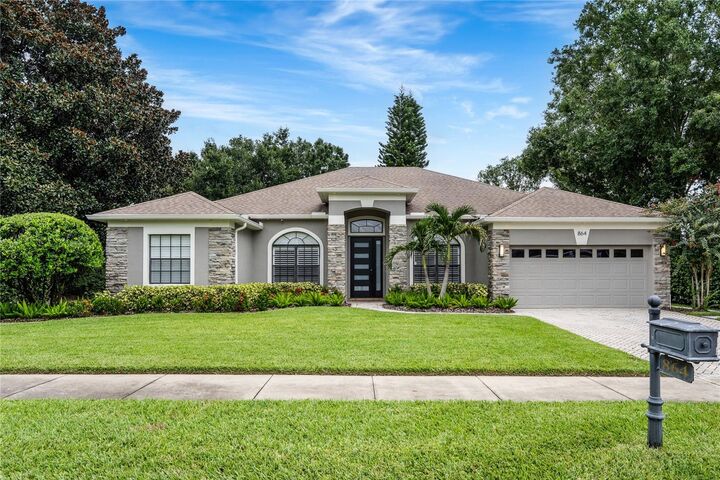 Property Photo:  864 Blairmont Lane  FL 32746 