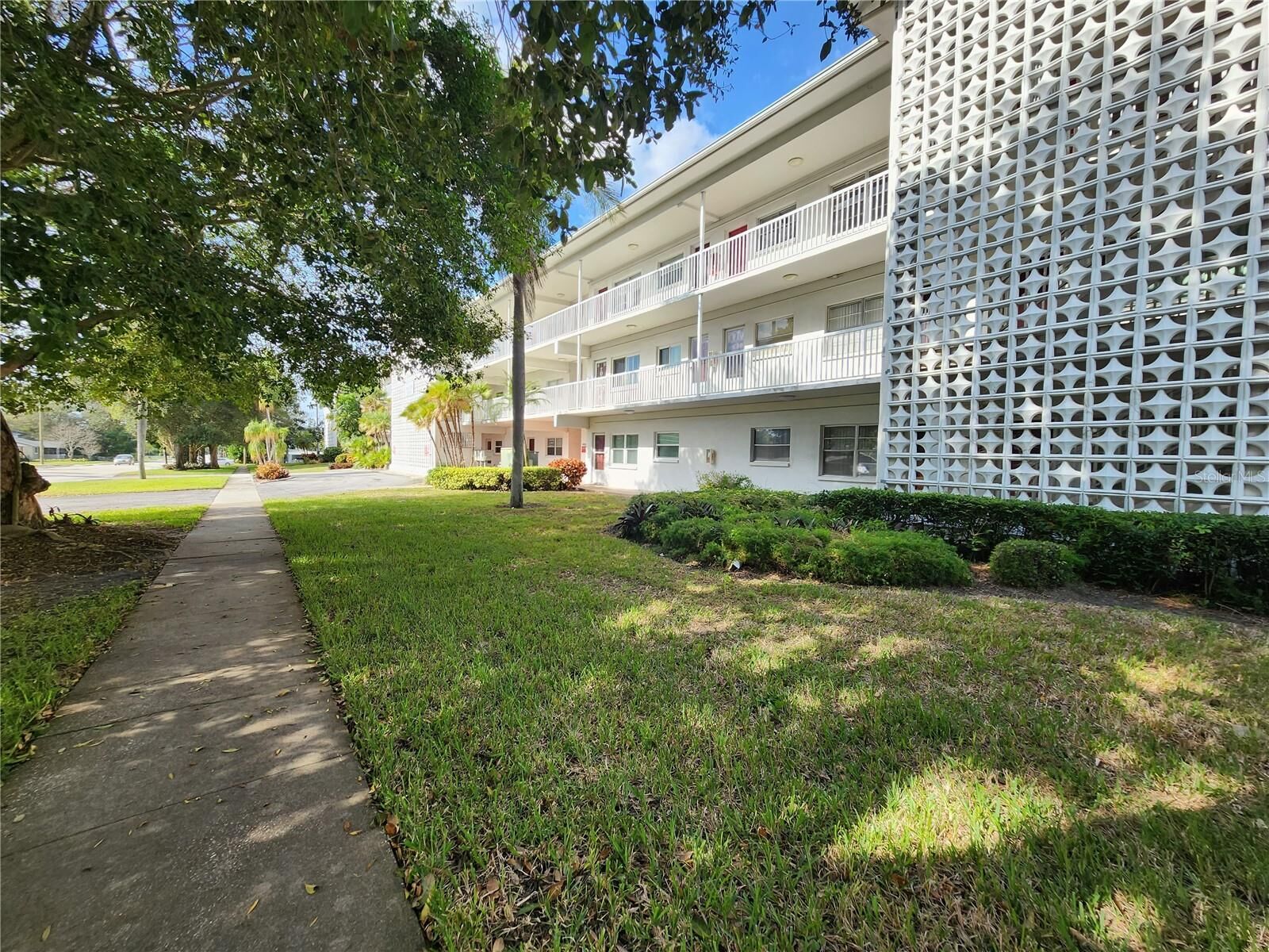 Property Photo: 5155 9th Avenue N 112 B FL 33710