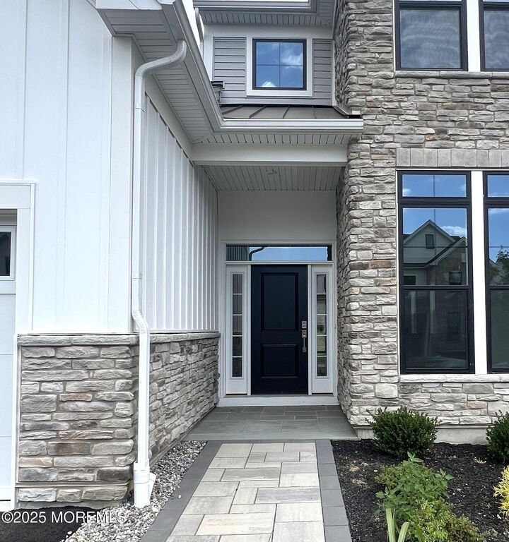 Property Photo: 7 Ashlynn Court NJ 07726