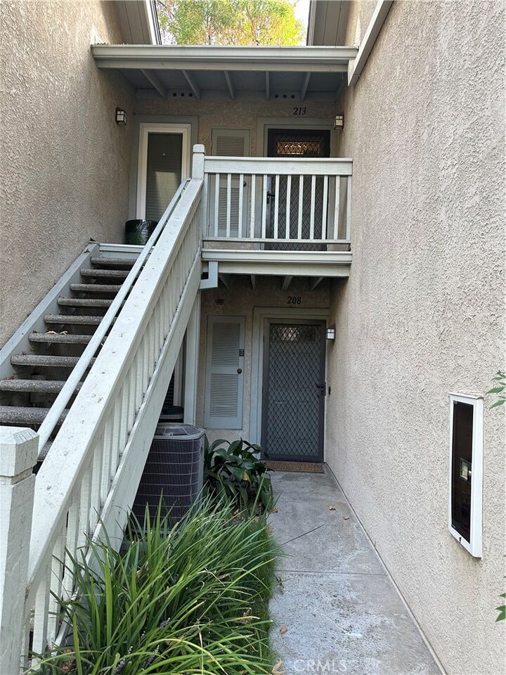 Property Photo:  7050 Shoup Avenue 208  CA 91303 