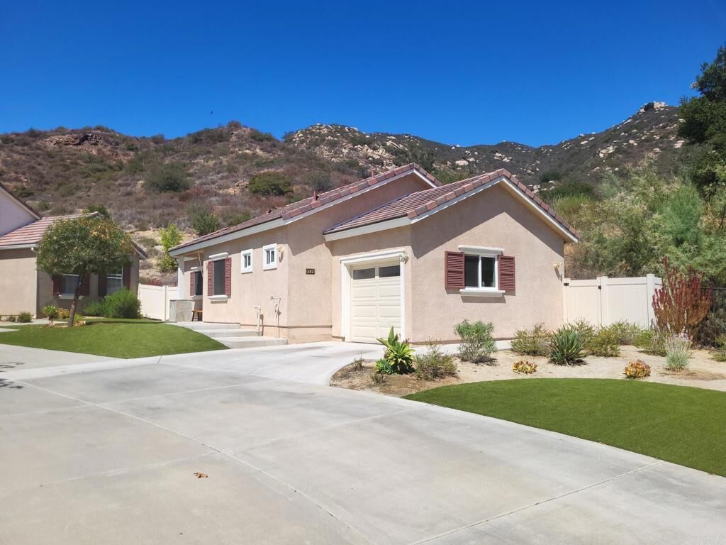 Property Photo: 382 Coleman Court CA 92027