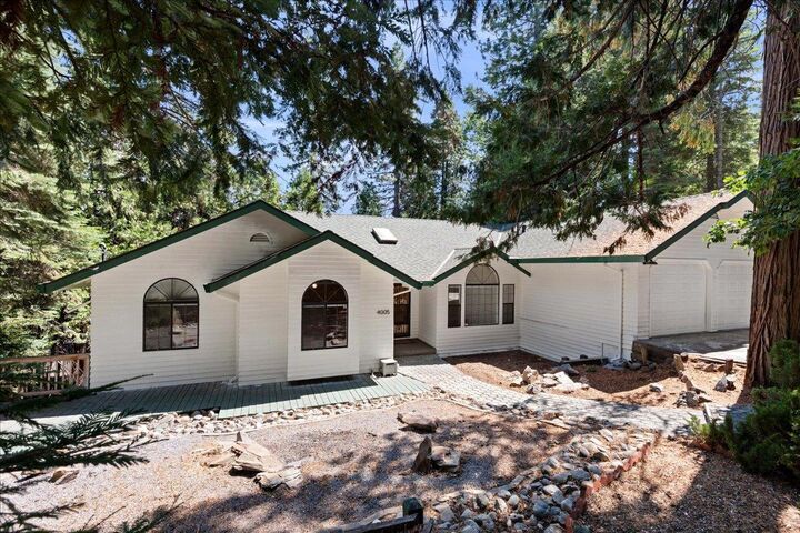 Property Photo: 4005 Garnet Road CA 95726