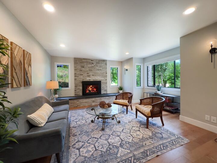 Property Photo:  157 Grove Street  CA 95959 