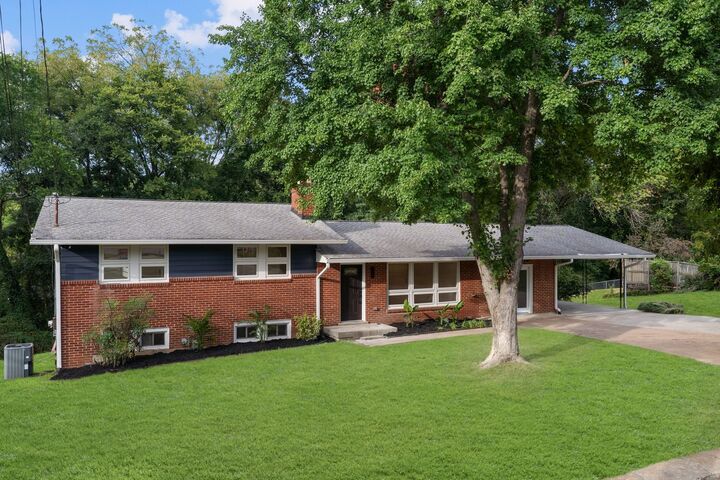 Property Photo: 101 Blue Hills Ct TN 37214
