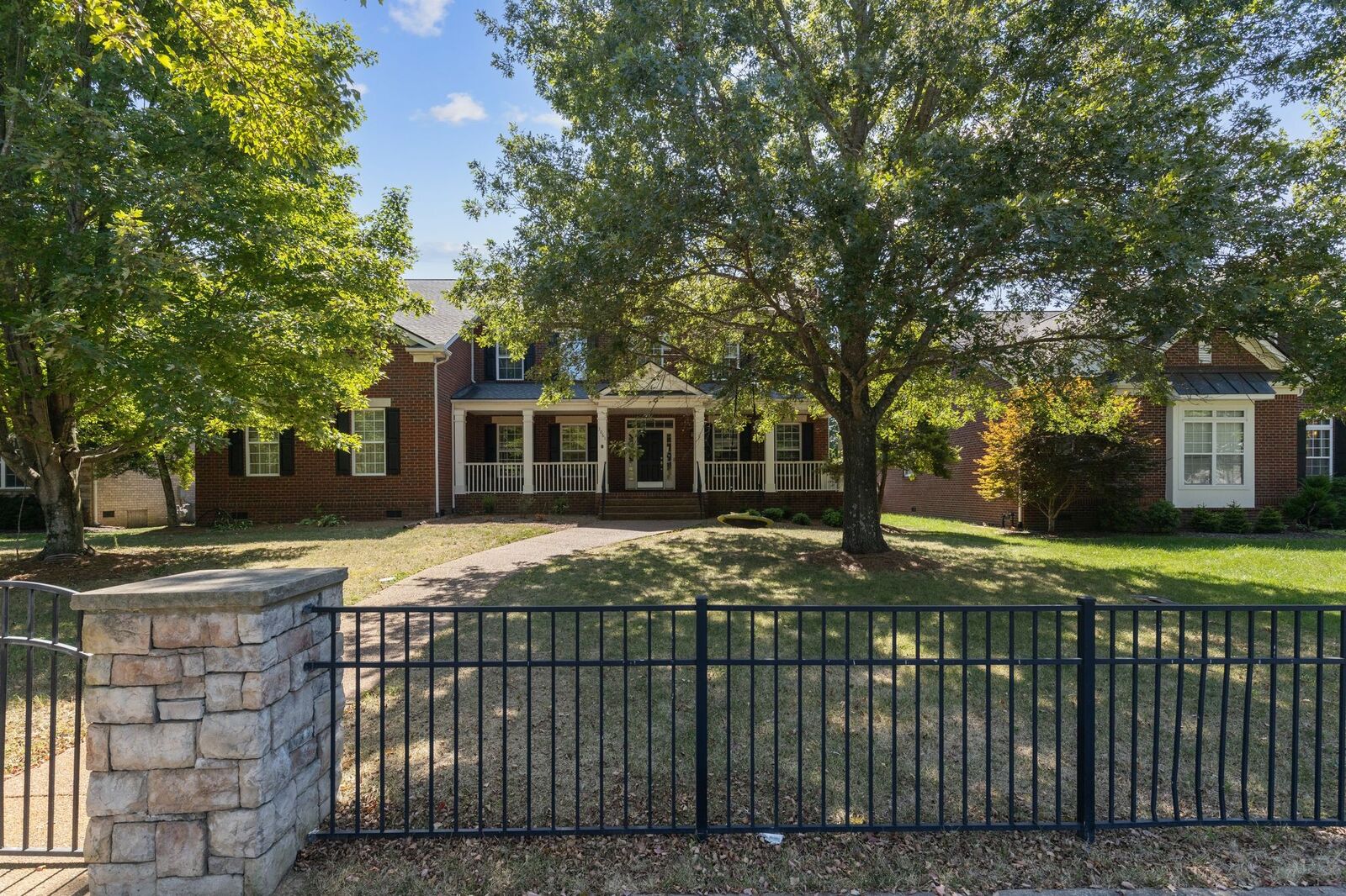 Property Photo: 3061 Oxford Glen Dr TN 37067