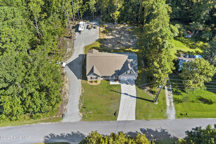 Property Photo: 207 Morse Drive NC 28539