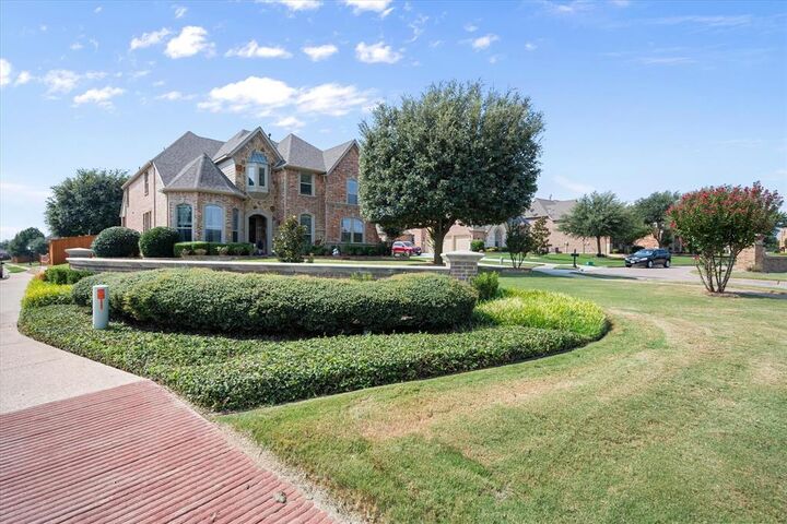 Property Photo: 3203 England Parkway TX 75054