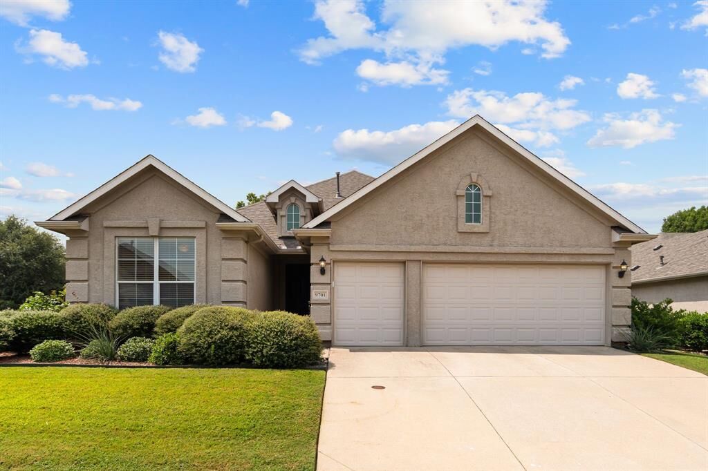Property Photo:  9701 Teakwood Avenue  TX 76207 