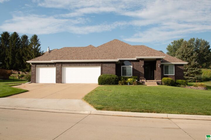 Property Photo: 939 Springbrook Drive IA 51024