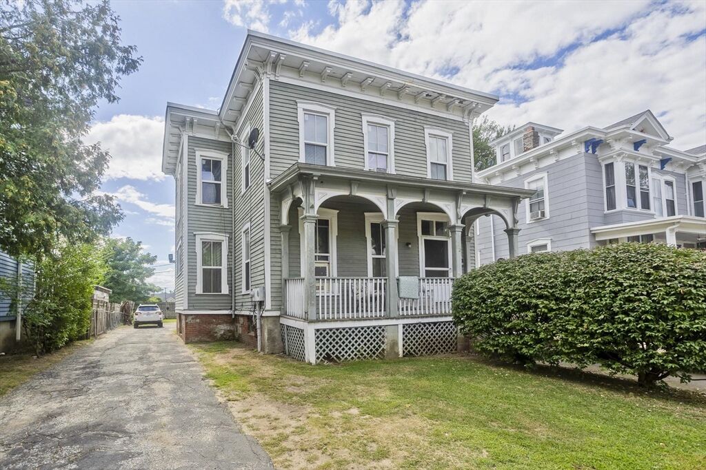 Property Photo: 52 Thompson St MA 01109