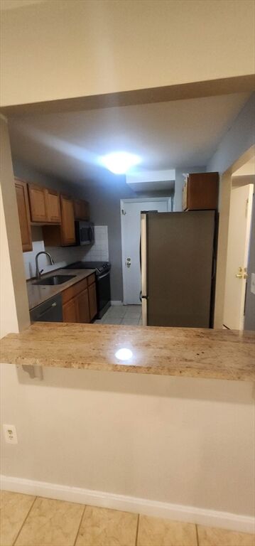 Property Photo: 800 Governors Dr 6 MA 02152