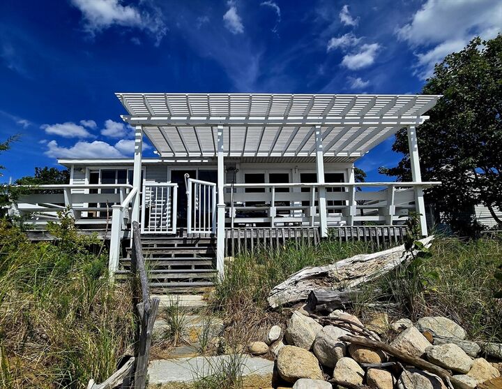 Property Photo:  11 Harbor Street  MA 01950 