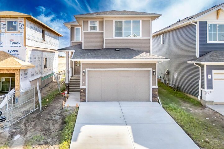 137 Clearwater Terrace  Chestermere AB T1X 3A7 photo