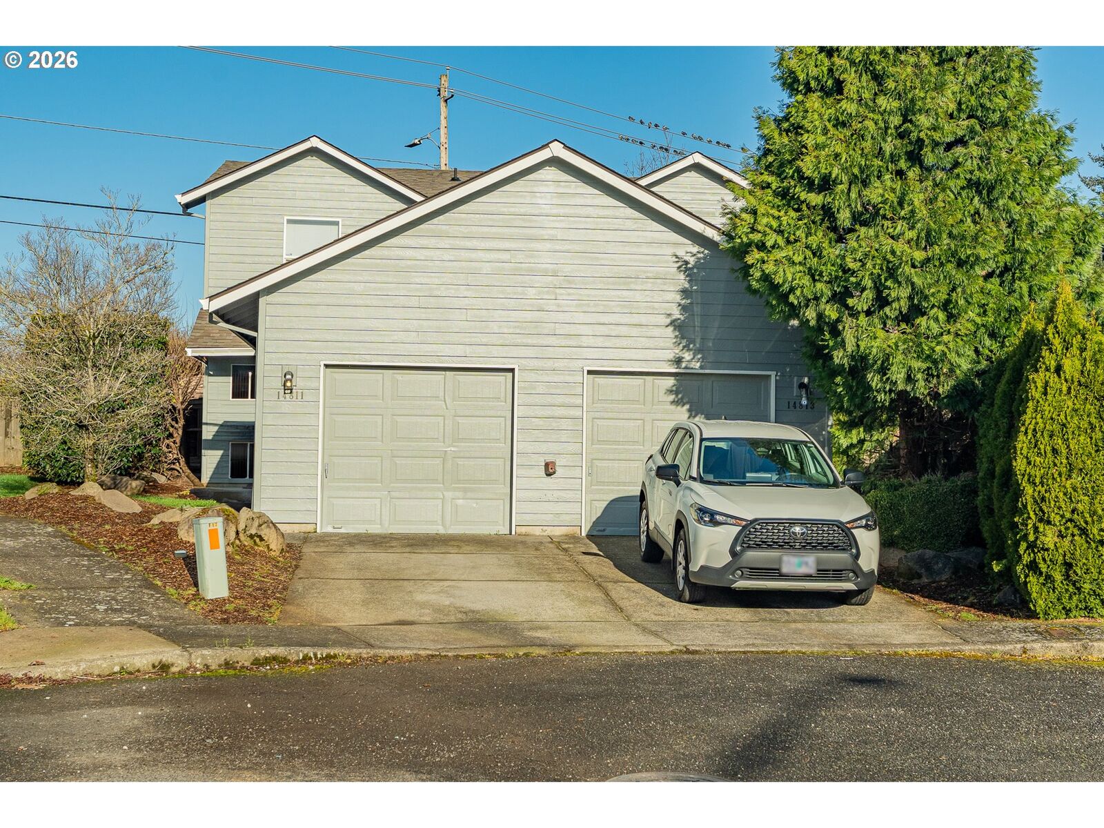 Property Photo:  14811/14813 NE Fremont Ct  OR 97230 