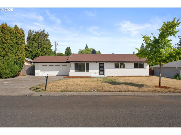 Property Photo:  12202 NE 2nd St  WA 98684 