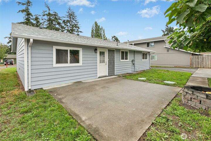 Property Photo: 1979 Meridian Street WA 98277