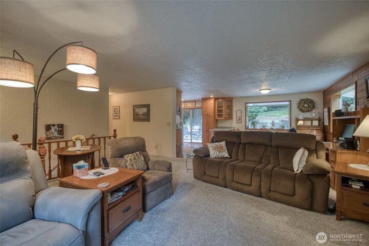 Property Photo: 1417 Stanford Drive WA 98537
