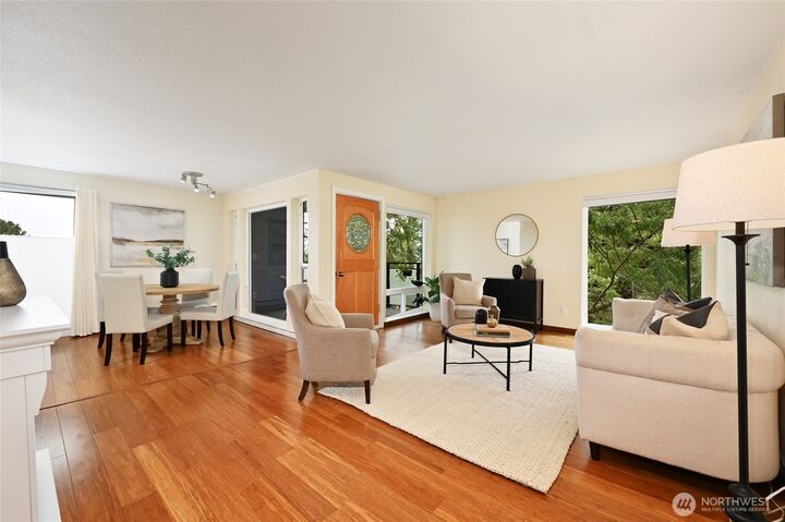 Property Photo:  2510 W Bertona Street 213  WA 98199 