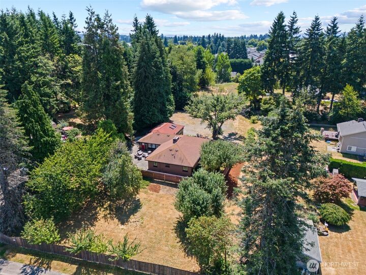 Property Photo: 11205 NW 16th Avenue WA 98685