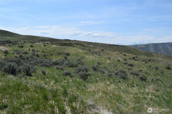 Property Photo: 6 Blue Grade Road WA 98802