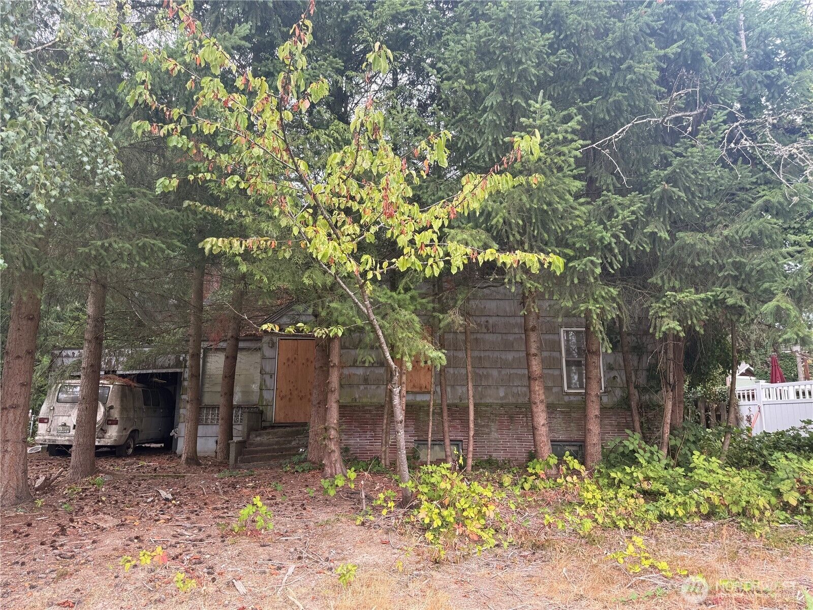 Property Photo: 12250 Densmore Avenue N WA 98133