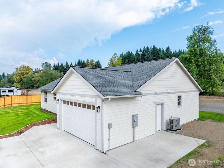 Property Photo: 903 Byham Road WA 98596