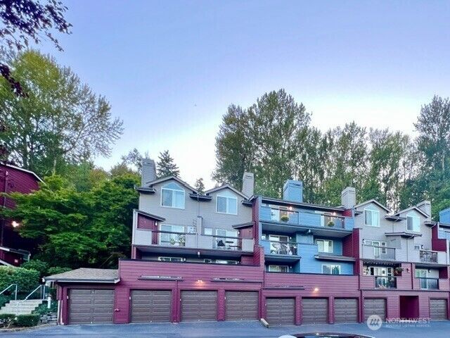 Property Photo:  15809  Waynita Way NE G-302  WA 98011 