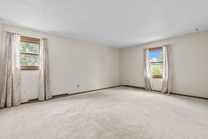 832 Cambridge Court  Appleton WI 54915 photo
