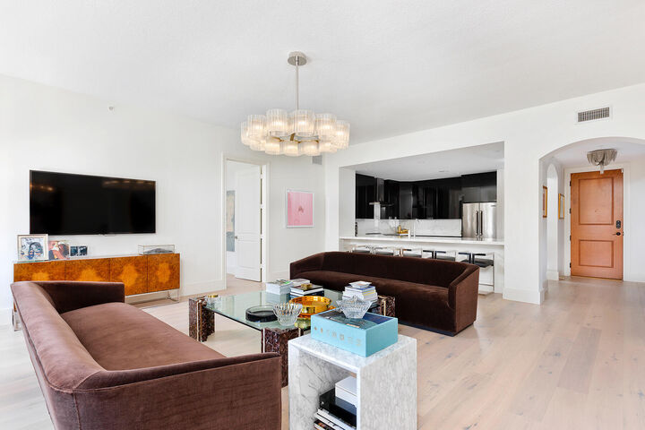 Property Photo: 200 NE 2nd Avenue 309 FL 33444