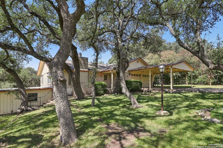 7222 Wild Eagle  San Antonio TX 78255 photo
