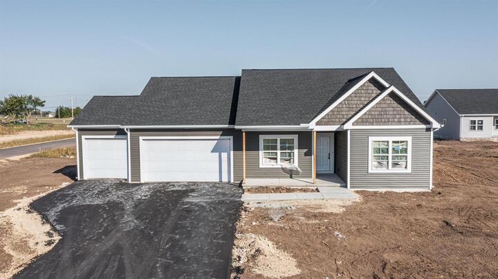 Property Photo: 1815 East Kyle Circle WI 53511