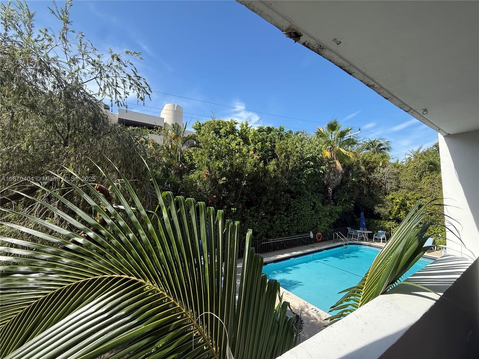 Property Photo:  100 Ocean Lane Dr 205  FL 33149 
