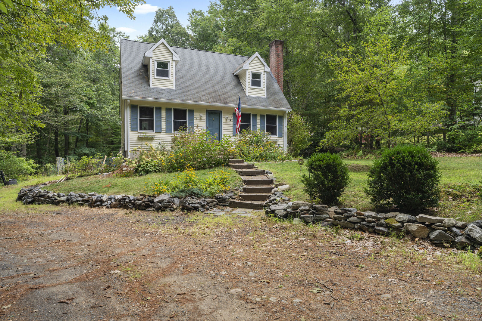 Property Photo:  105 Brainard Road  CT 06415 