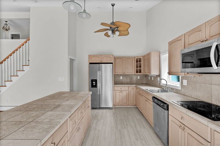 Property Photo: 37 West Normandy Drive CT 06107