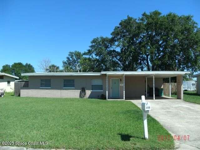 Property Photo: 230 Willow Avenue FL 32953