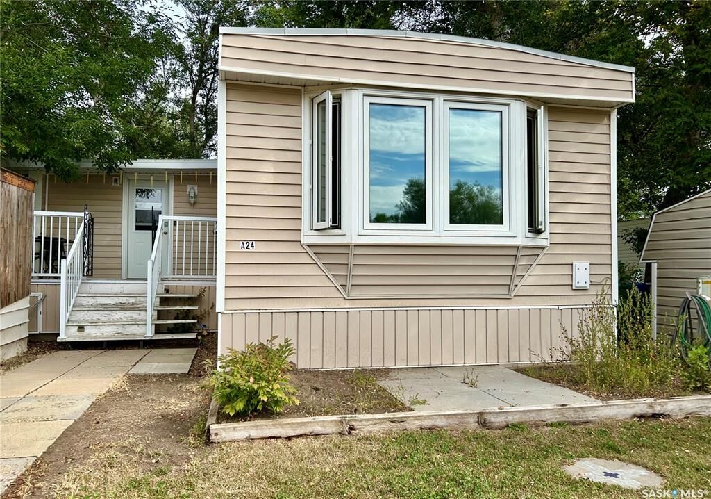Property Photo: 1295 9th Avenue NE A24 SK S6J 1C5