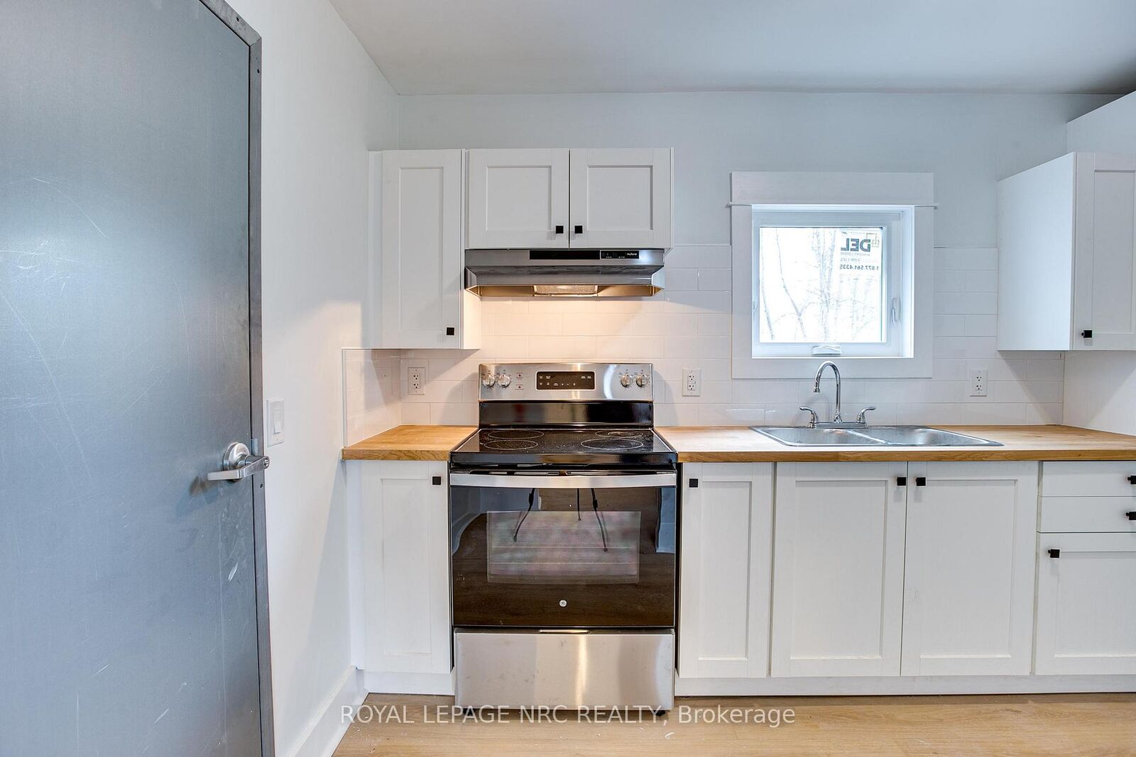 Photo de la propriété: 316 Elmwood Avenue 6 ON L0S 1B0