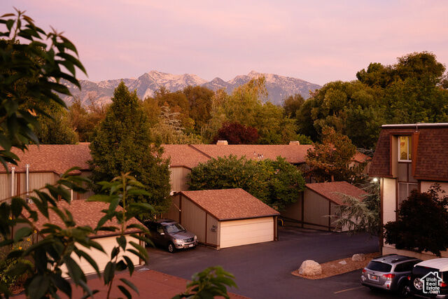 Property Photo:  5402 S Willow Ln F  UT 84107 