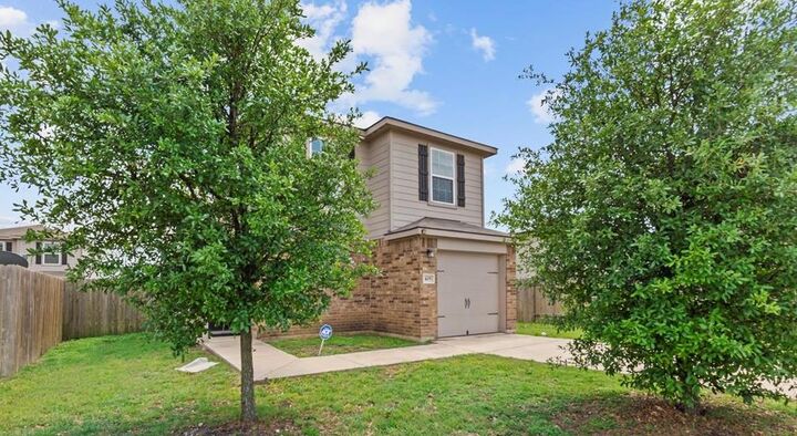 Property Photo:  405 Yearwood Lane 21C  TX 76537 
