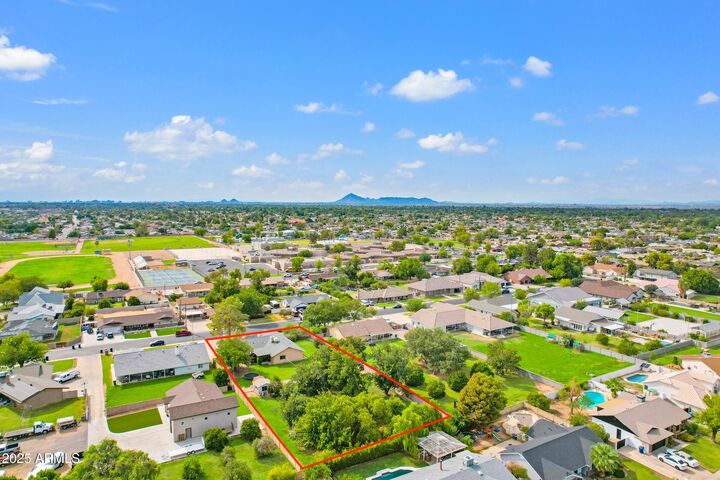 Property Photo:  645 N Windsor --  AZ 85213 