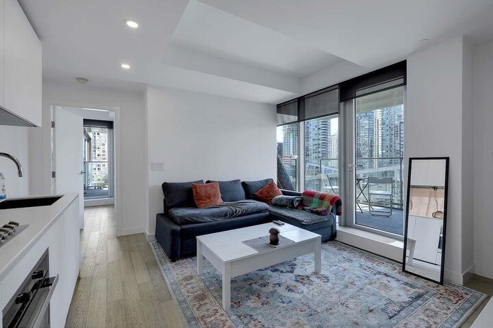 Property Photo:  1480 Howe Street 1501  BC V6Z 0G5 