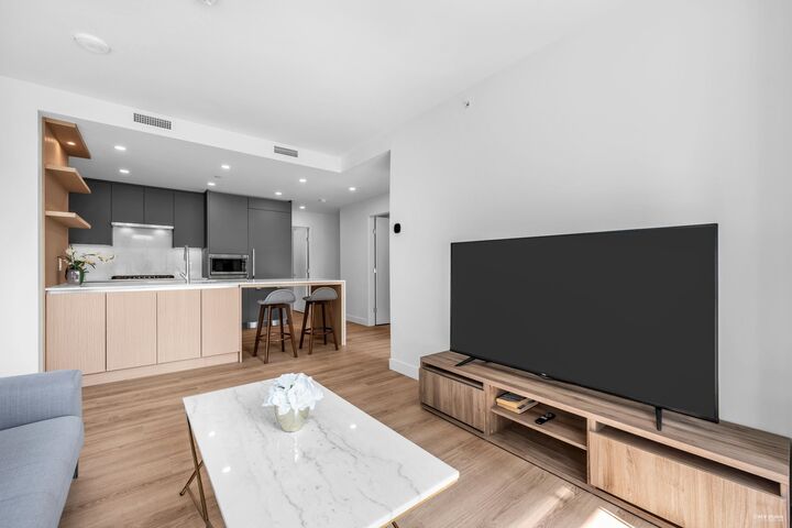 5593 Number 3 Road 508 — photo 1